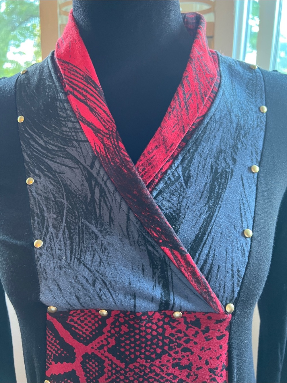 Women's Seven Waves Black Tunic with Red and Gold Floral Panels. Brazil Small - Picture 5 of 12